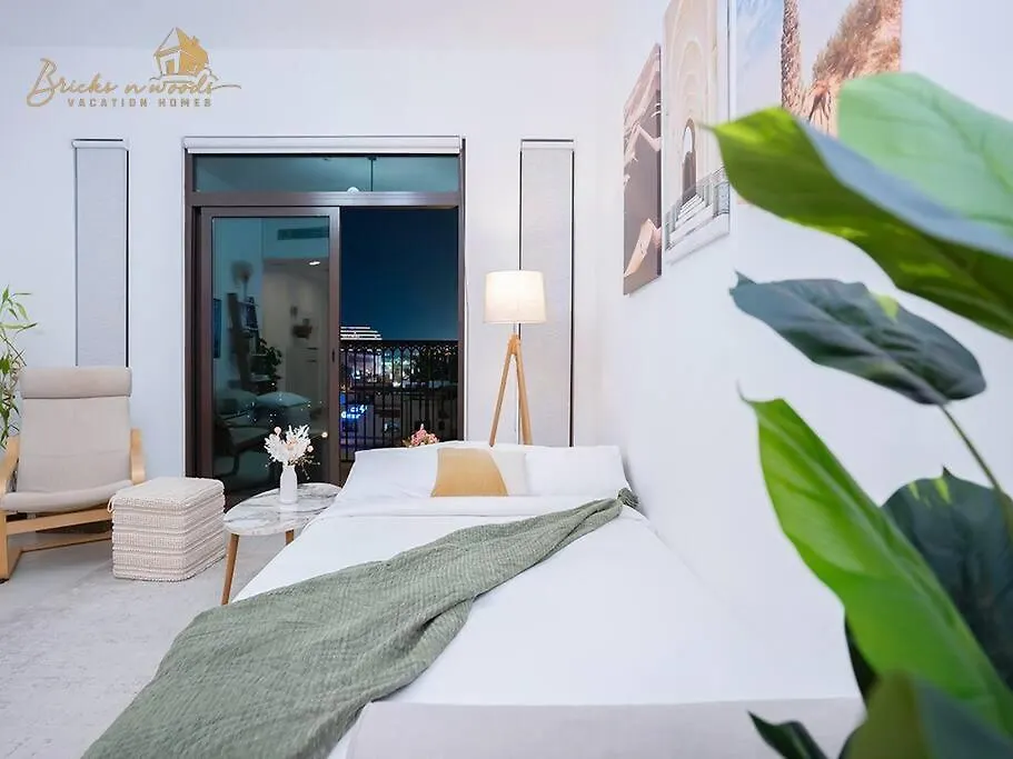 Stunning Burj View 1 Bhk Apartment Dubai