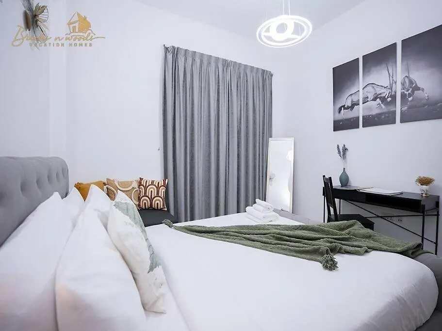 Stunning Burj View 1 Bhk Apartment Dubai